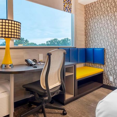 Glo Best Western Kanata Ottawa West מראה חיצוני תמונה