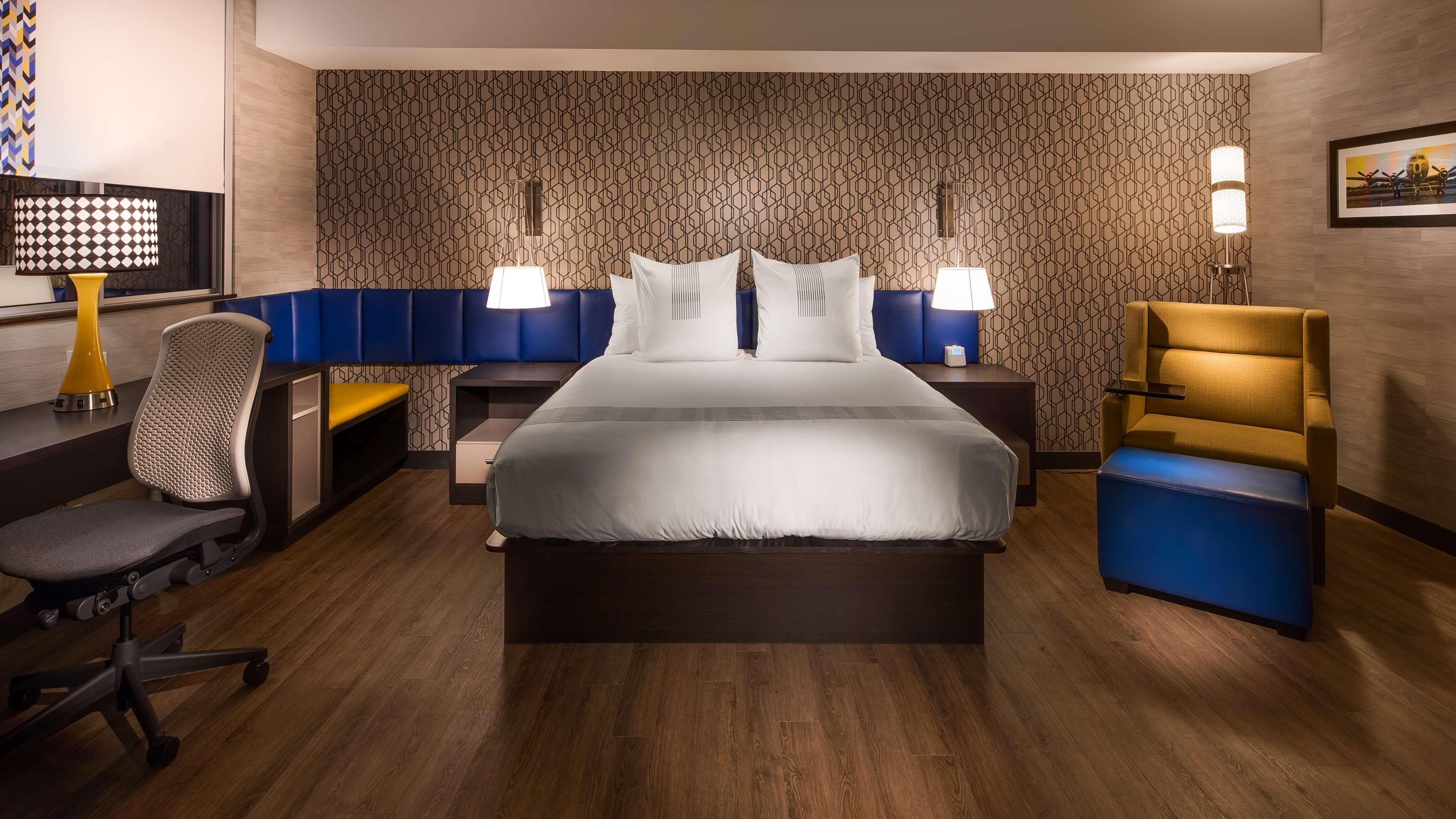 Glo Best Western Kanata Ottawa West מראה חיצוני תמונה