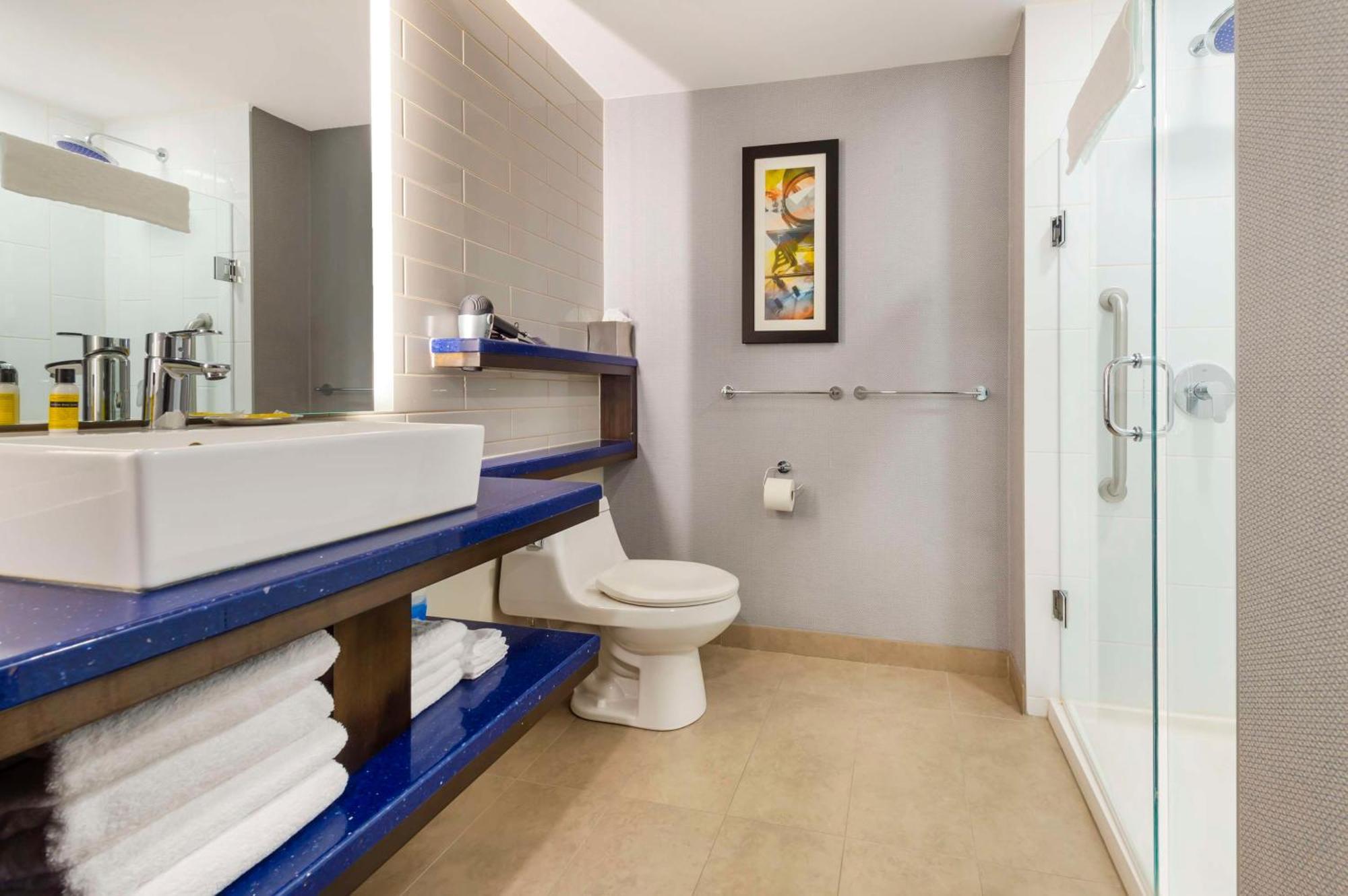 Glo Best Western Kanata Ottawa West מראה חיצוני תמונה