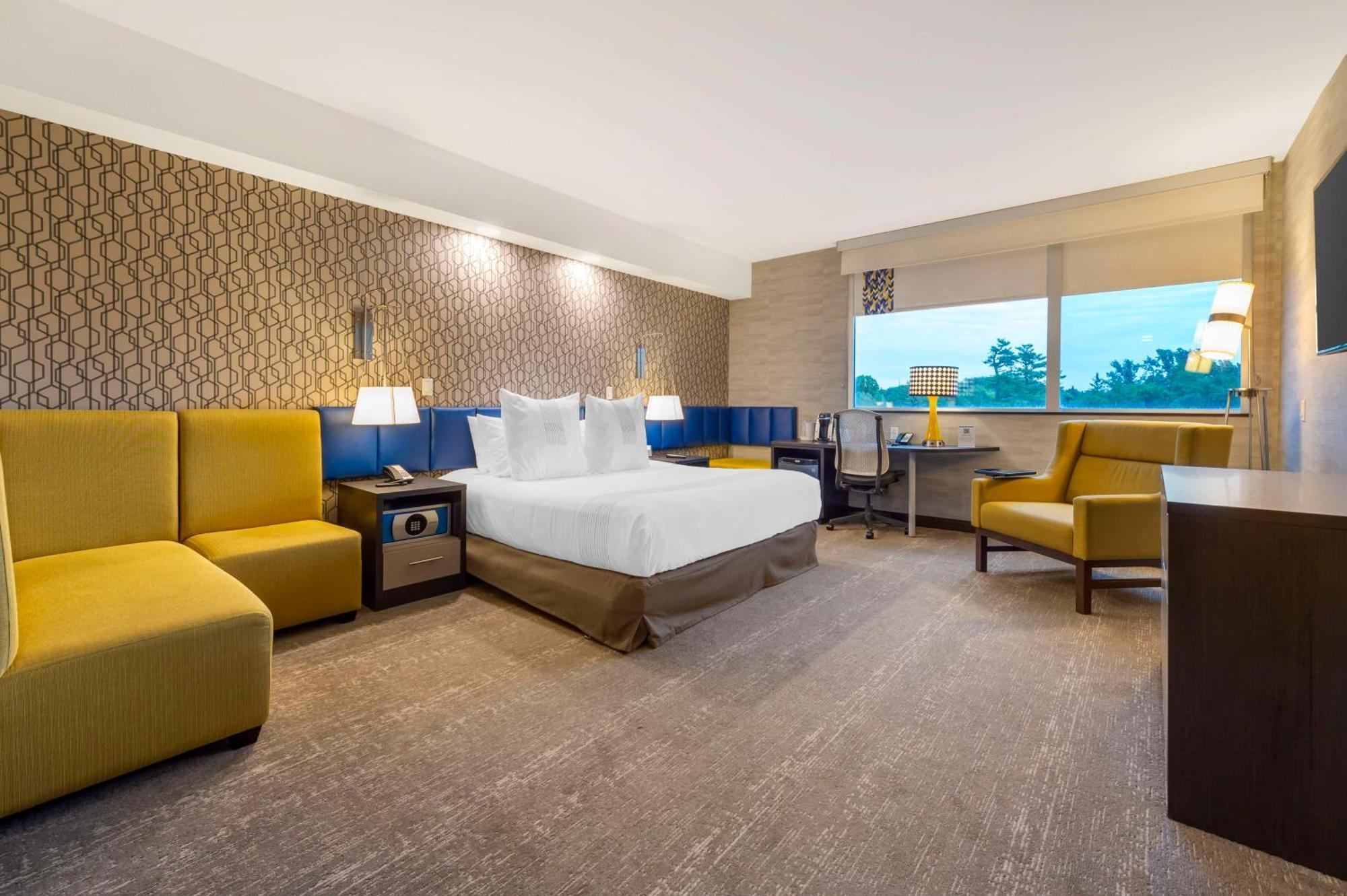 Glo Best Western Kanata Ottawa West מראה חיצוני תמונה