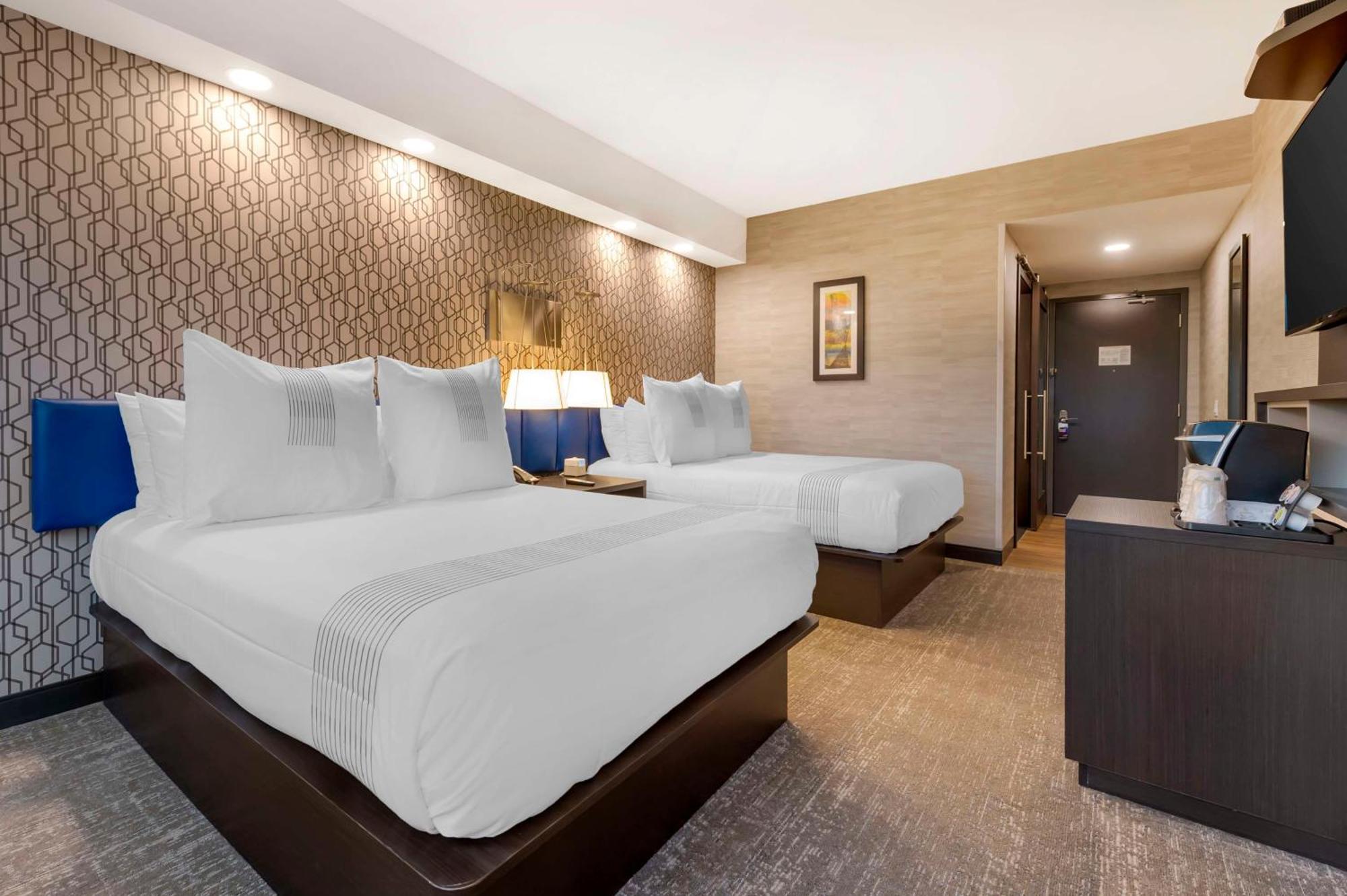 Glo Best Western Kanata Ottawa West מראה חיצוני תמונה